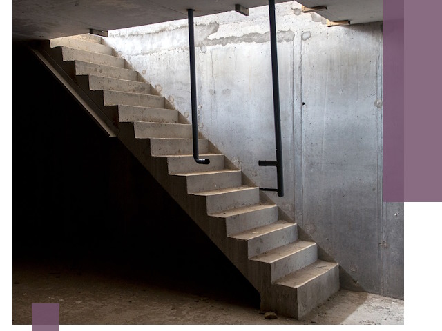 Изготовление и монтаж лестниц в подвале в Бийске