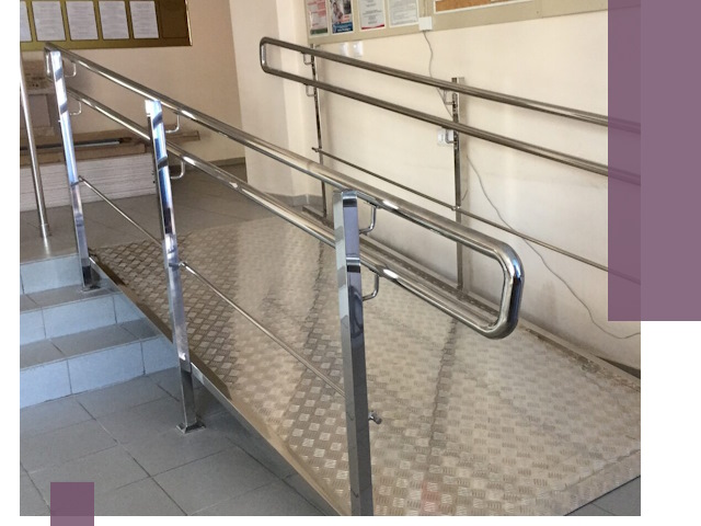 Перила для инвалидов в Бийске — надежные поручни и ограждения