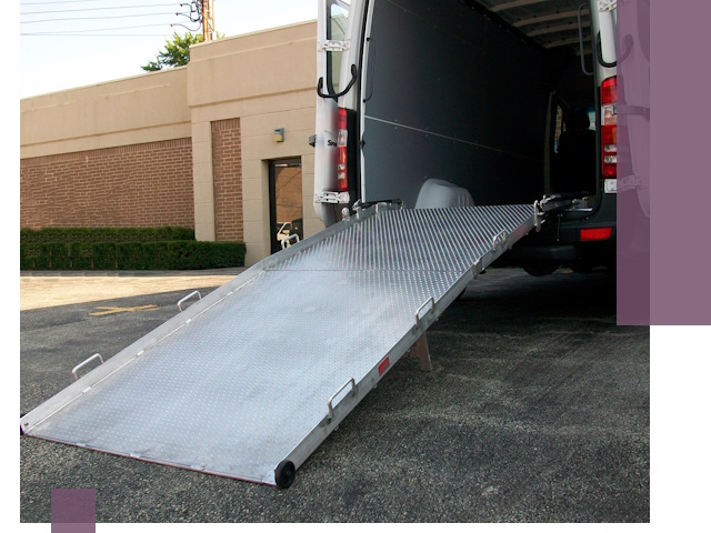 Мобильные пандусы в Бийске — производство, монтаж и аренда