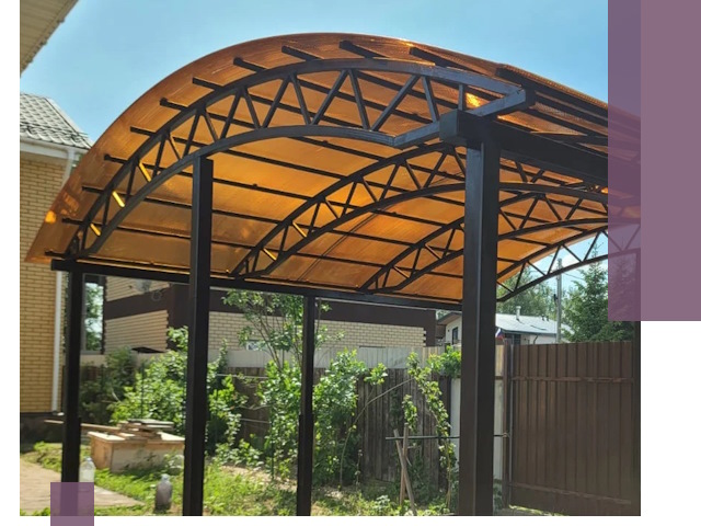 Изготовление навесов под ключ в Бийске из качественных материалов