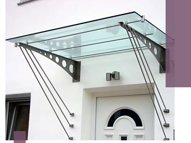 Козырьки над входом под ключ в Бийске — изготовление и монтаж