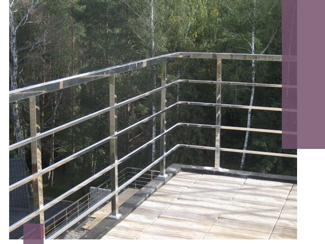 Парапеты из нержавеющей стали в Бийске — изготовление и монтаж